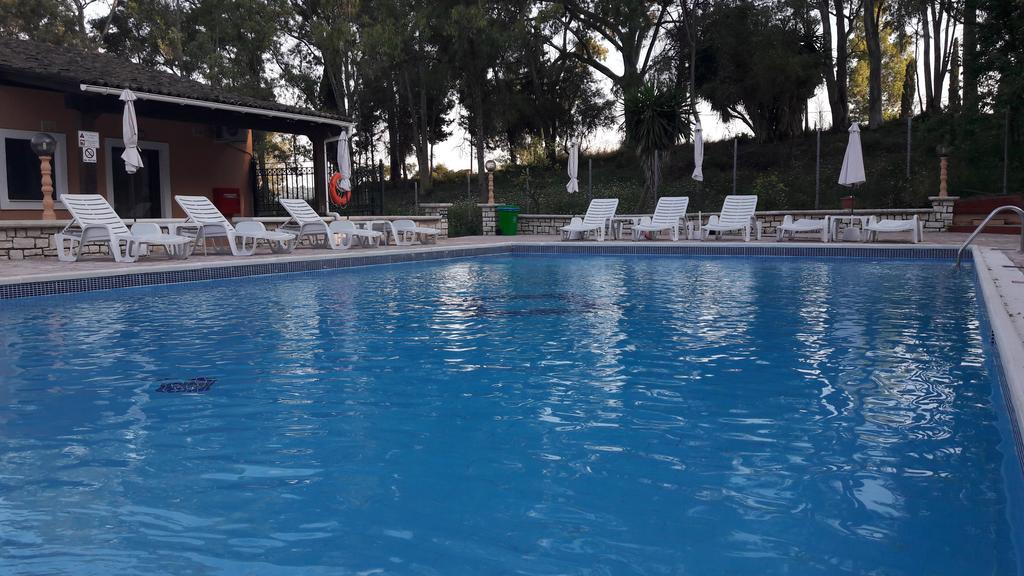 Solea Aparthotel กอมเมนโน ภายนอก รูปภาพ