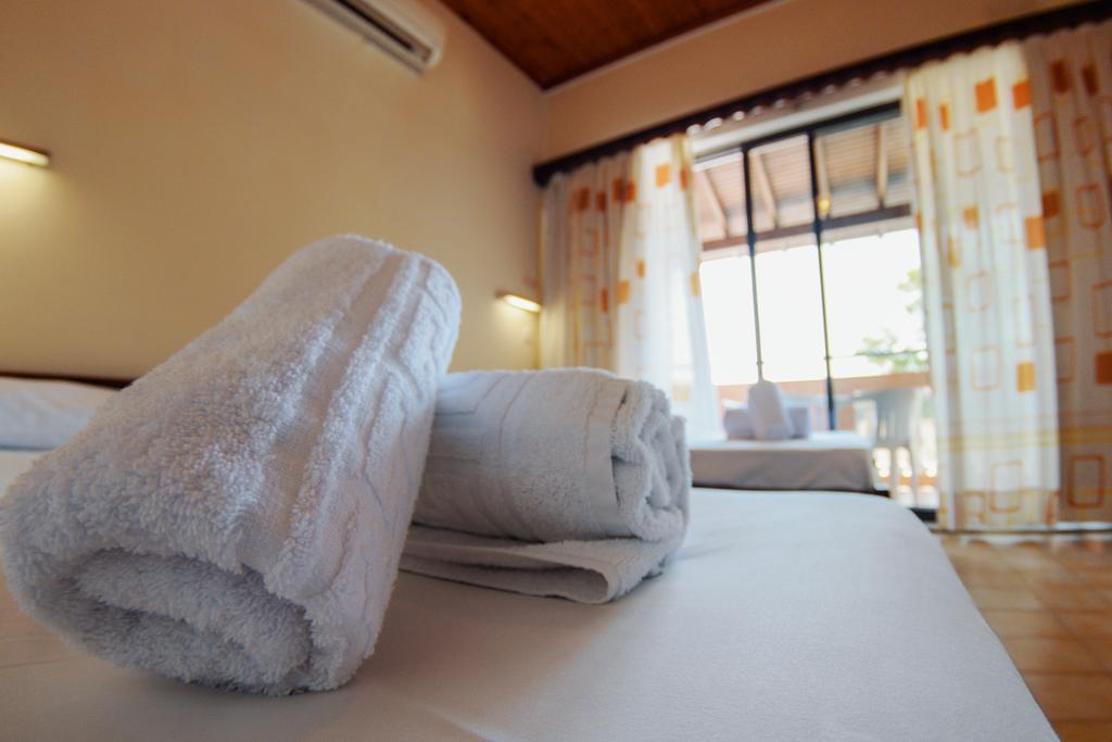 Solea Aparthotel กอมเมนโน ภายนอก รูปภาพ