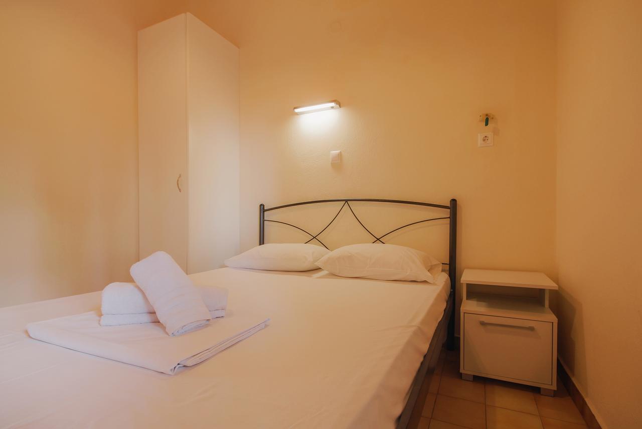 Solea Aparthotel กอมเมนโน ภายนอก รูปภาพ